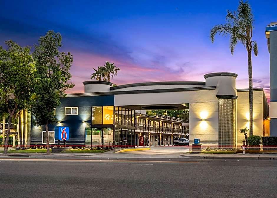 Motel 6-Anaheim, CA - Convention Center