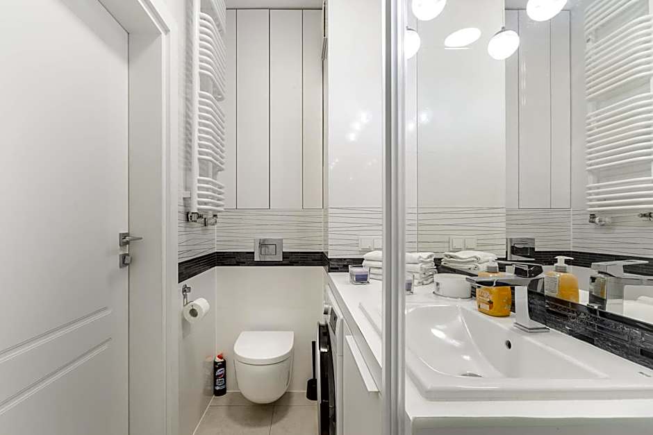 Lumina I Design 2-room Apartments I Parking I Balcony I Mennica Residence