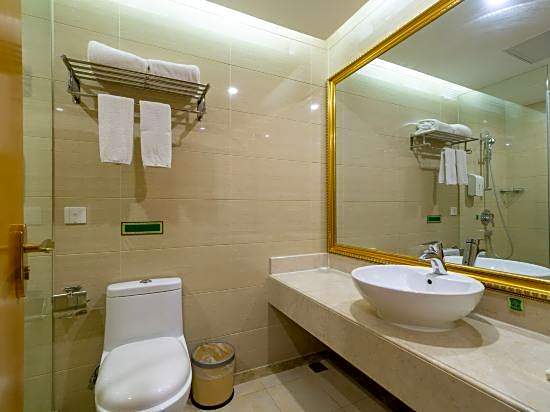 Vienna International Hotel Meizhou Spindle Bridge Branch