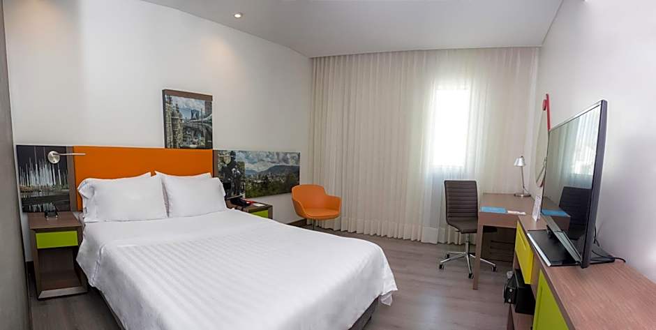 Hampton Inn By Hilton Medellin, Colombia