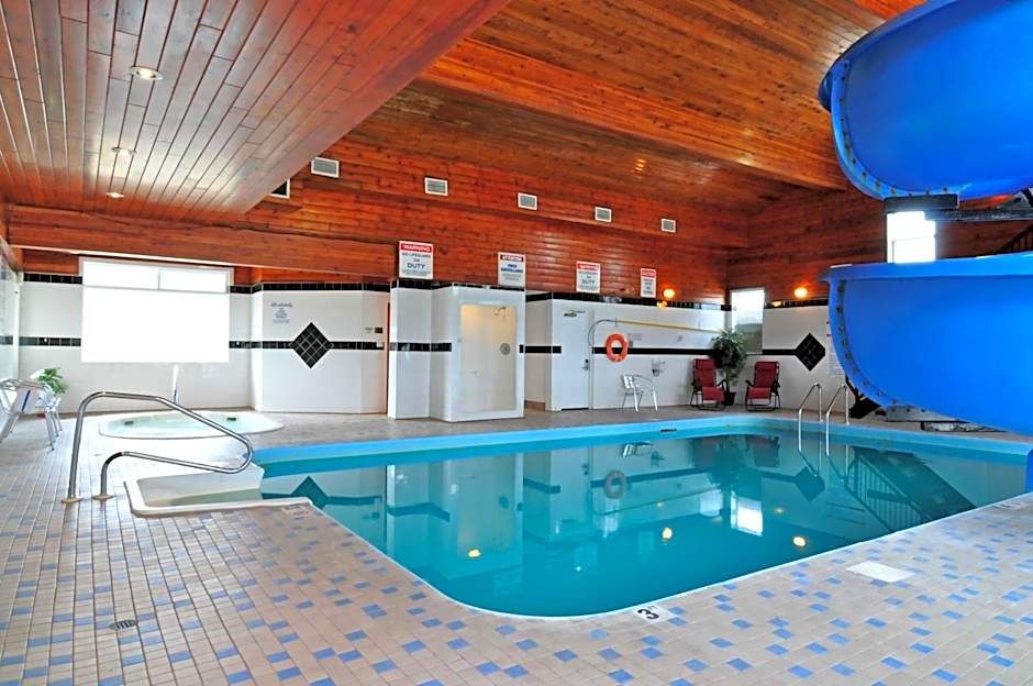 Travelodge by Wyndham Golden Sportsman Lodge