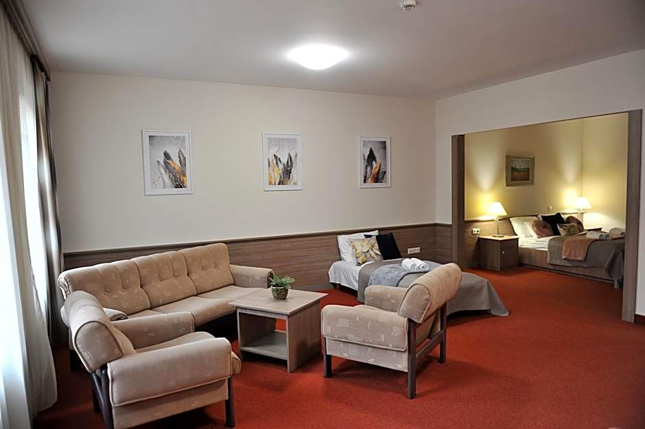 Hotel Három Gúnár