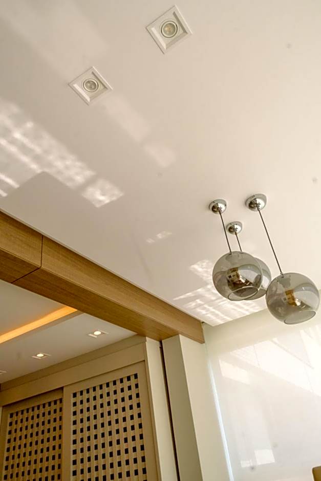 Luxury at the beach!Wi-Fi500Mpbs