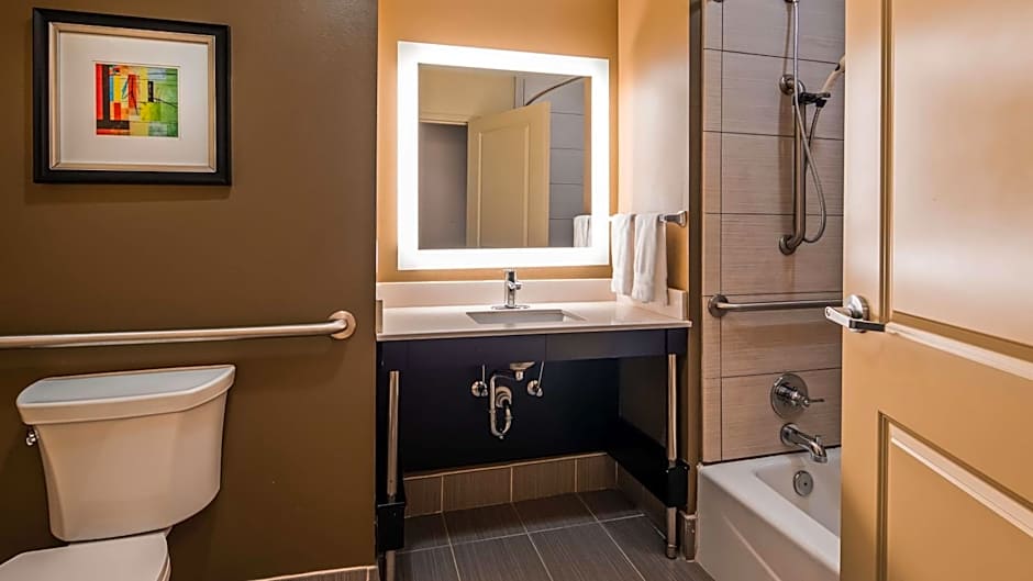 Best Western Plus University Inn