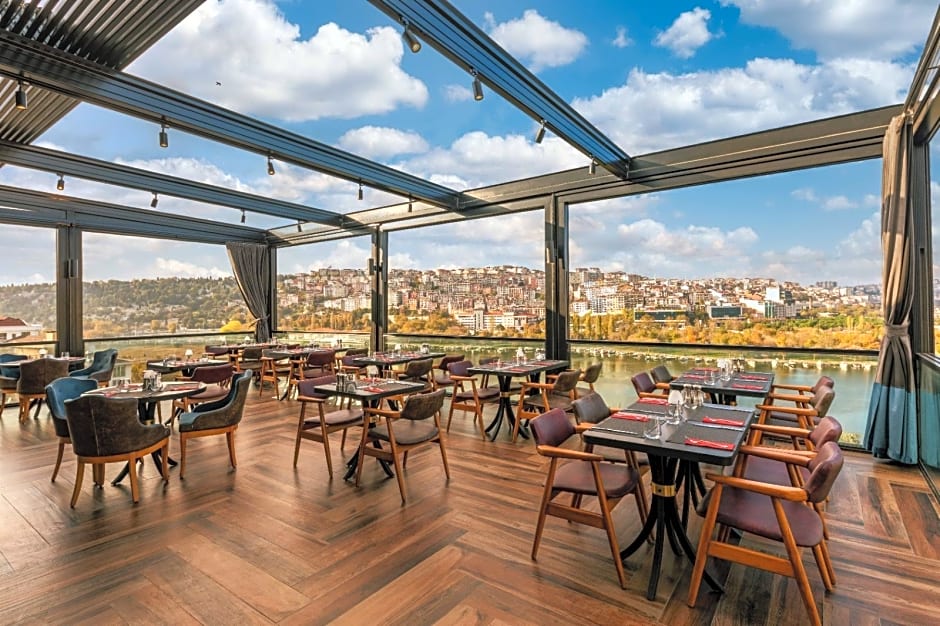 Ramada by Wyndham Istanbul Golden Horn
