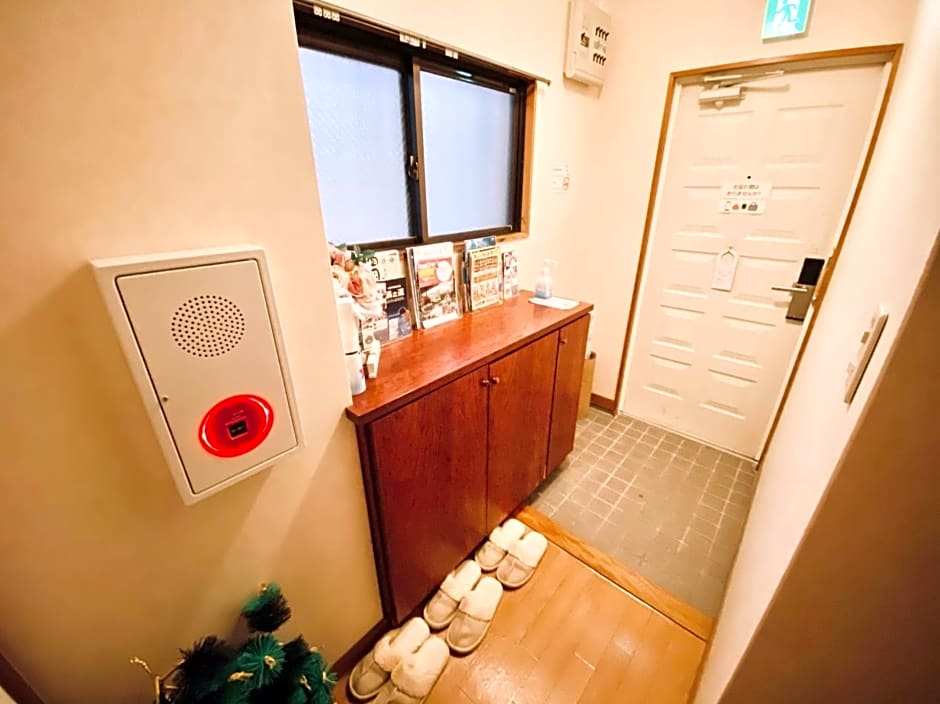 GuestHouse017徳島個室 飲食街中心 阿波踊り会館7分 文理&徳島大学 アスティとくしま車8分
