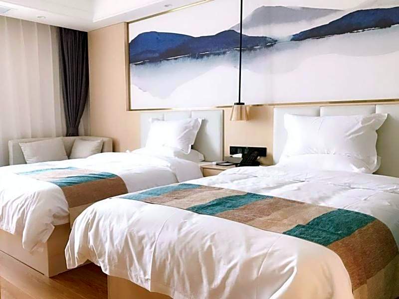 VX Hefei Lianhua Road Hotel