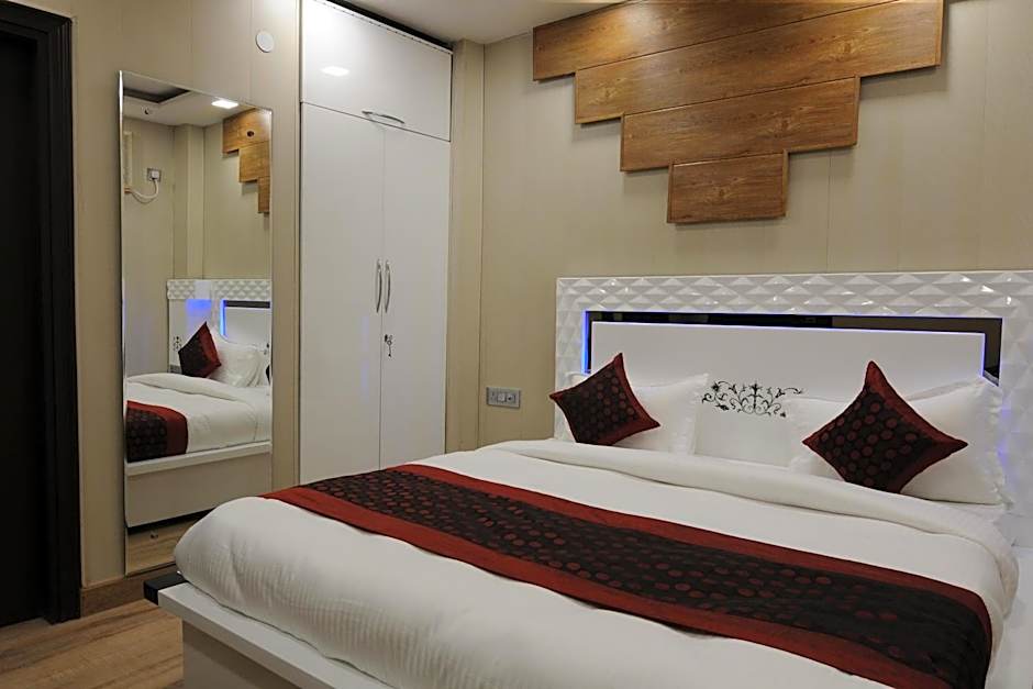 Flyover Inn By OYO Rooms – Delhi, NY