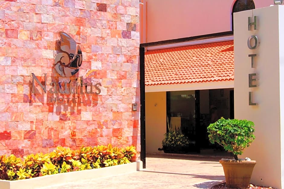 Hotel Nautilus