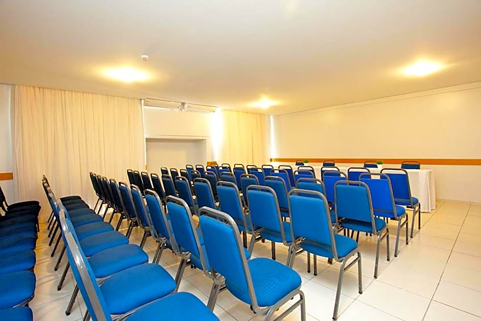 America Towers Hotel