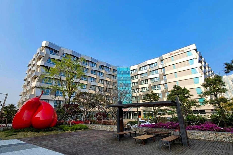 Chungchoho Best Hotel