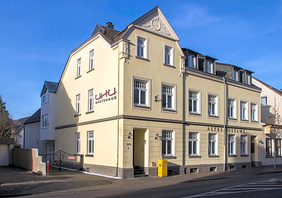 UHU Gastehaus Superior