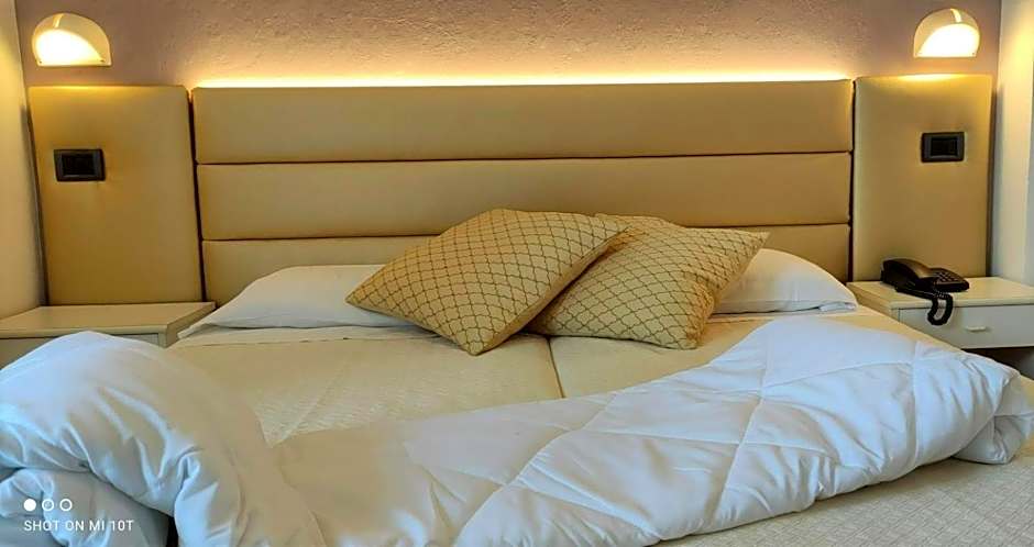 Hotel Villa Platani