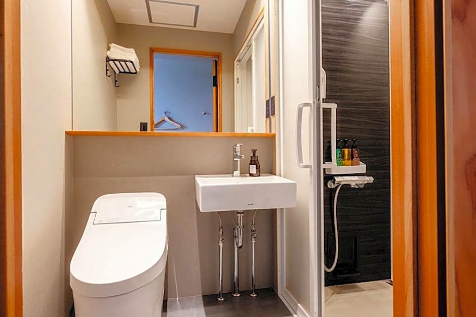 ArC LIFESTYLE SPACE & HOTEL