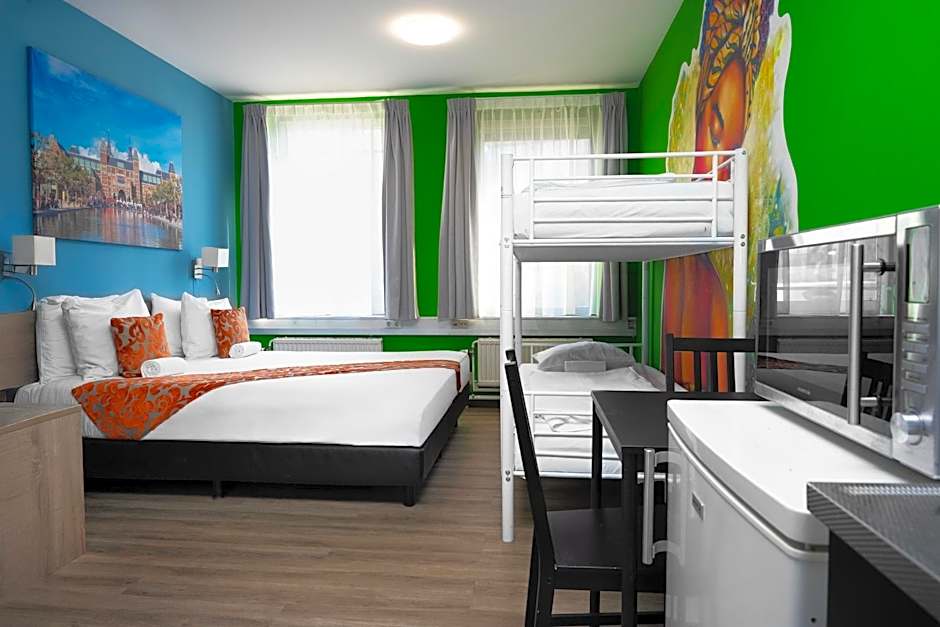 Amsterdam Teleport Hotel