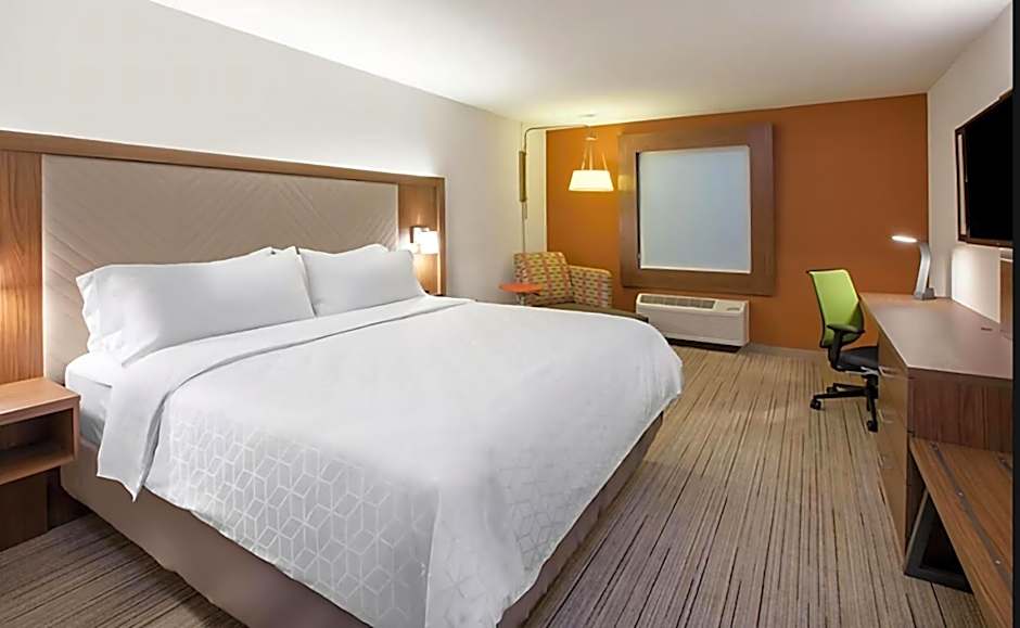 Holiday Inn Express Minneapolis West - Plymouth By IHG