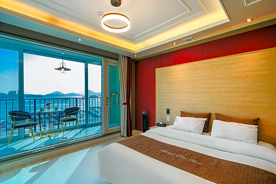 Yeosu Hotel The One