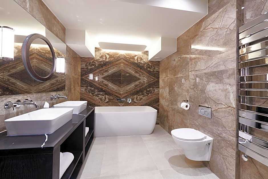 Aldwark Manor Estate