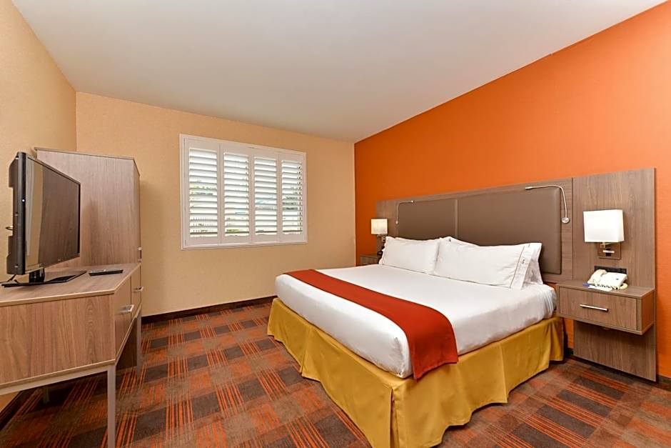 Holiday Inn Express Hotel & Suites Elk Grove Ctrl - Sacramento S By IHG
