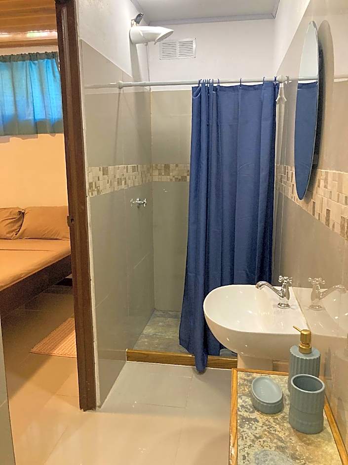 TamaHostel & Glamping