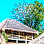 Bleu MATHIS Gili Asahan