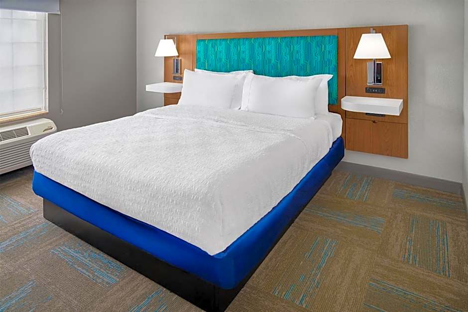 Hampton Inn By Hilton Kansas City The Legends