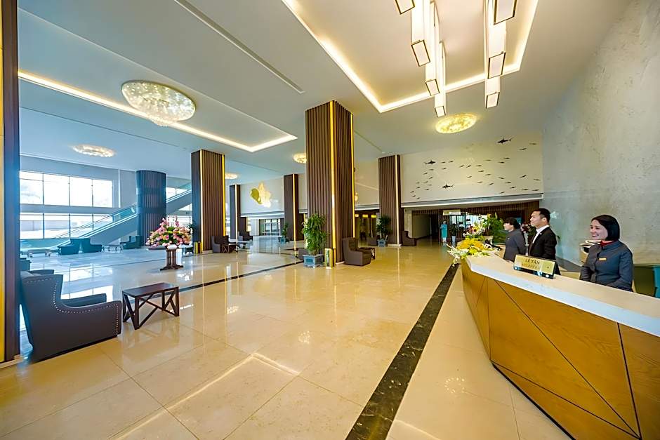 Muong Thanh Grand Cua Lo Hotel