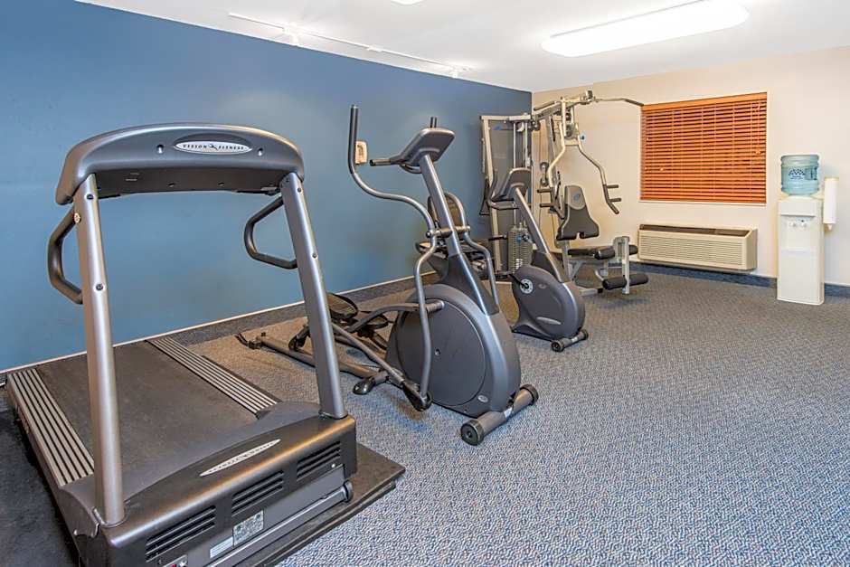 Ramada by Wyndham Springfield North