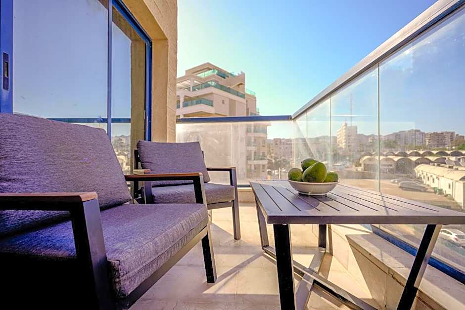 Central Park Residence