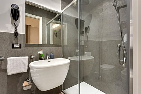 Luxury Suite, 1 Bedroom, Sauna (1 King Bed)