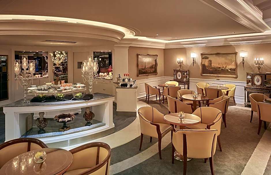 Rome Cavalieri, A Waldorf Astoria Hotel