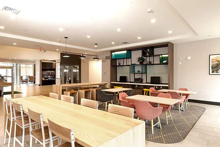 Holiday Inn & Suites - Detroit - Troy By IHG