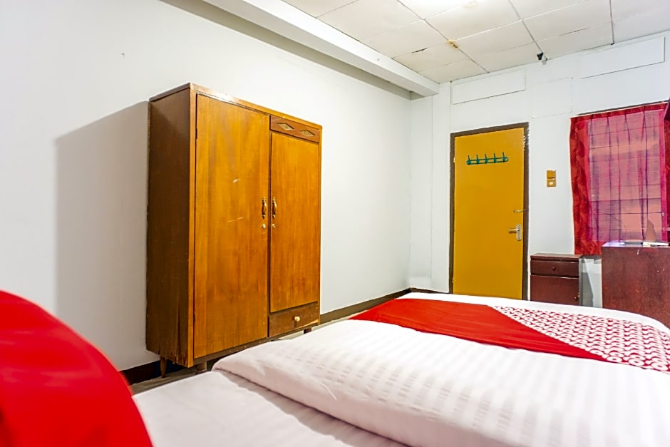 OYO 2180 Vina Vira Hotel