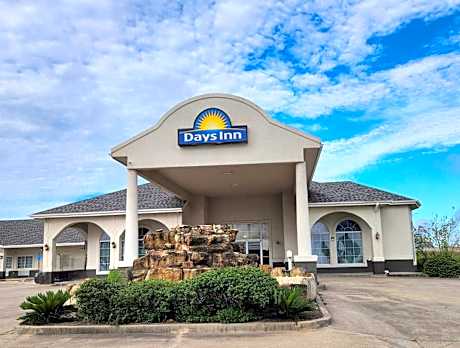 Days Inn by Wyndham Robstown