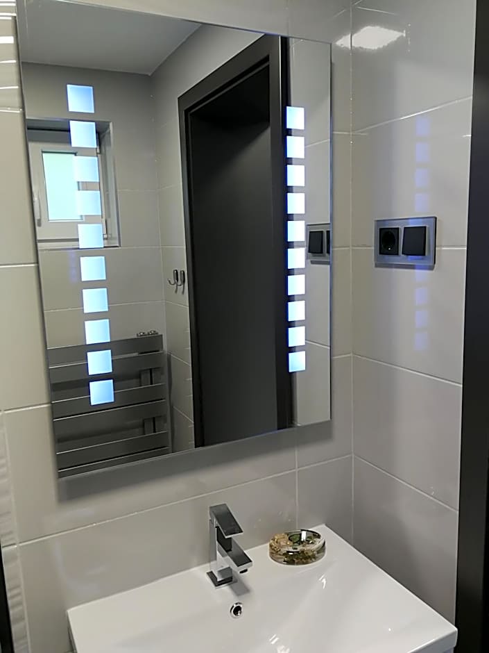 AQUA SOLAR APARTMANHÁZ