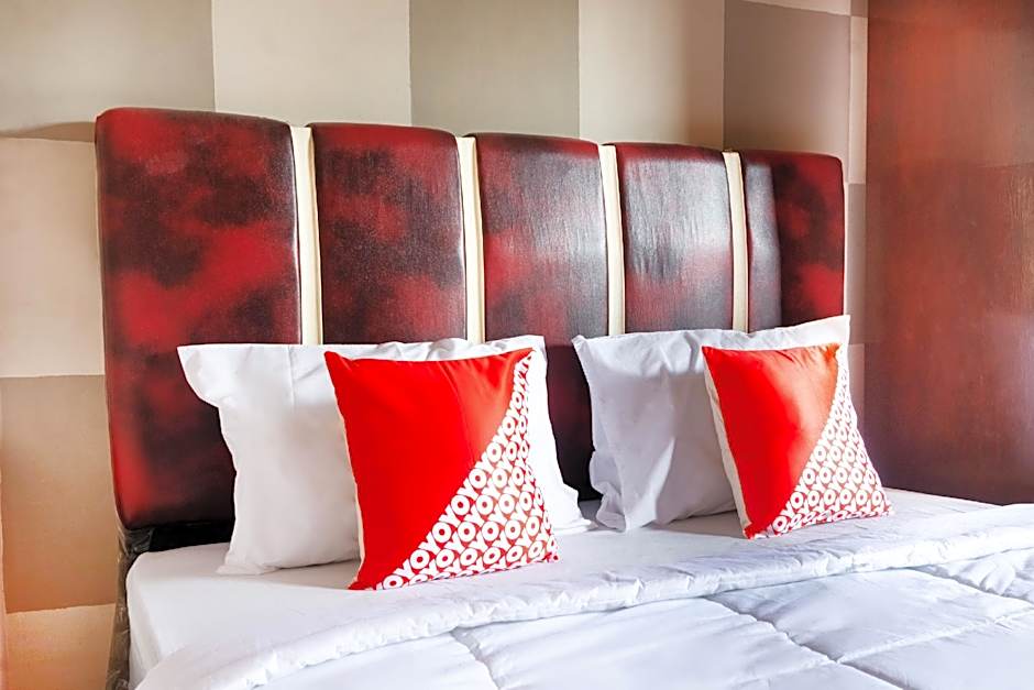 Hotel O Adelia Residence