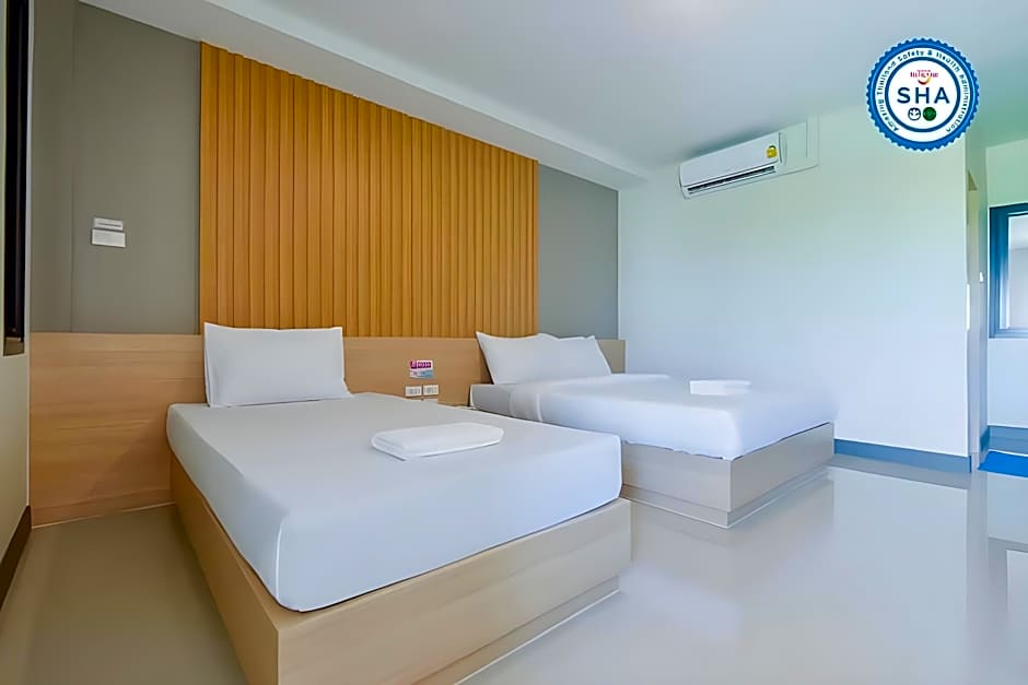 Nunglenkunmai Hotel