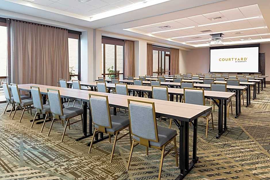 Courtyard by Marriott Atlanta Midtown