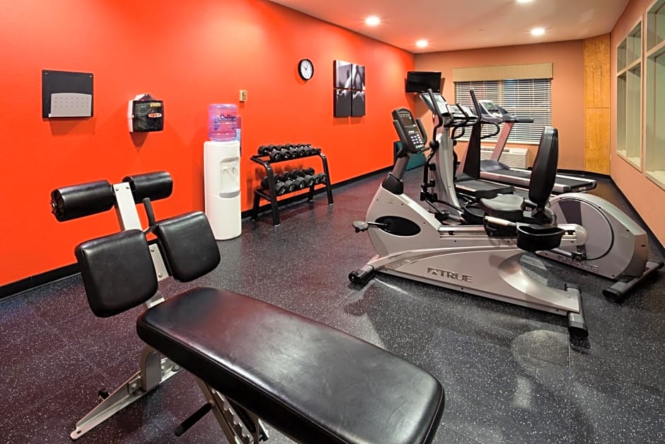Country Inn & Suites by Radisson, Madison Southwest, WI