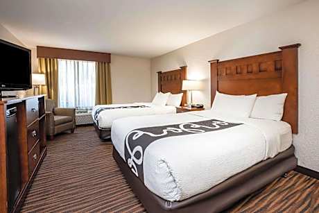 Queen Room with Two Queen Beds - Mobility Access/Non-Smoking