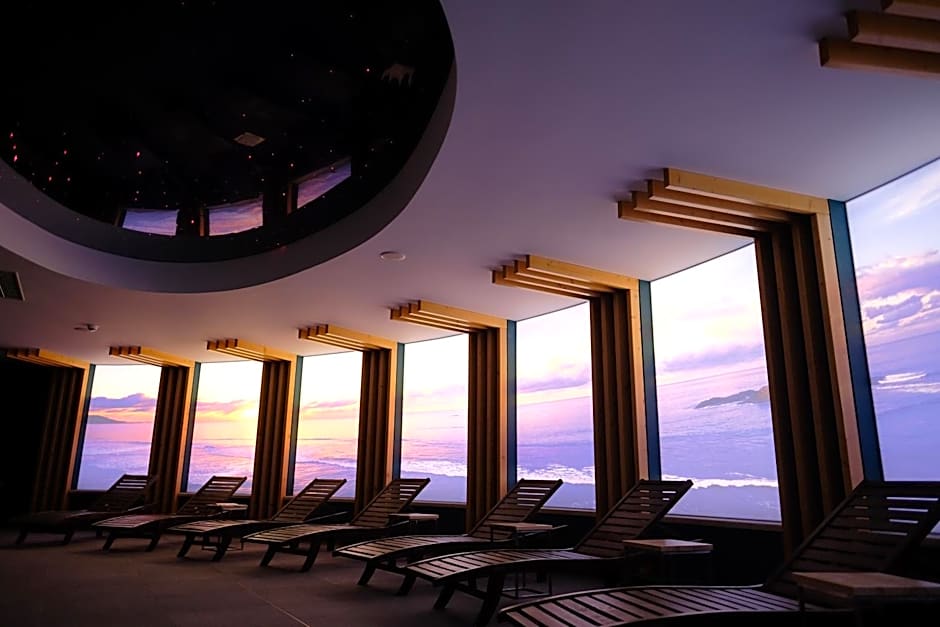 Astoria Hotel All Inclusive- Private Beach & Beach Club