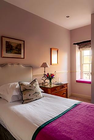 Standard Single Room with Shower