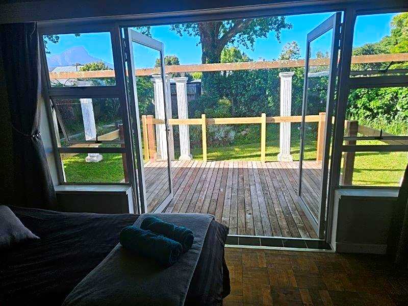Bloom Guest House