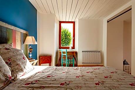 Triple Room with Mountain View