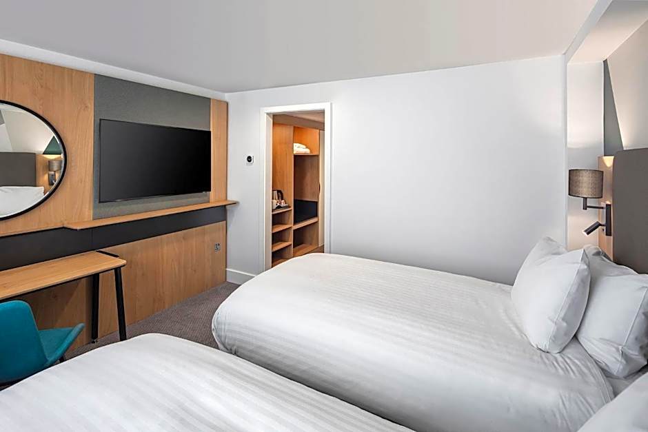 Holiday Inn Gloucester / Cheltenham By IHG