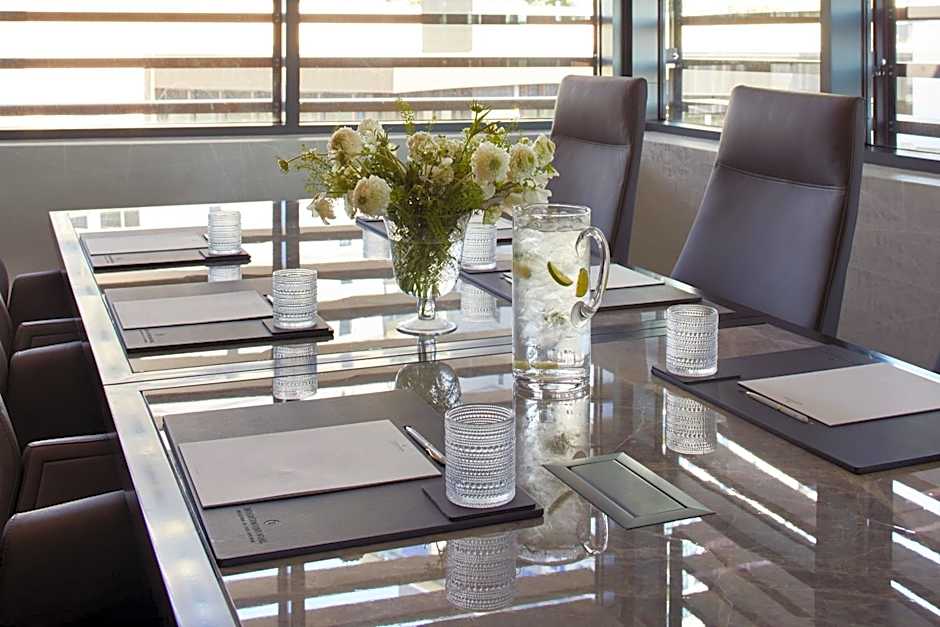 InterContinental Seattle Bellevue, by IHG