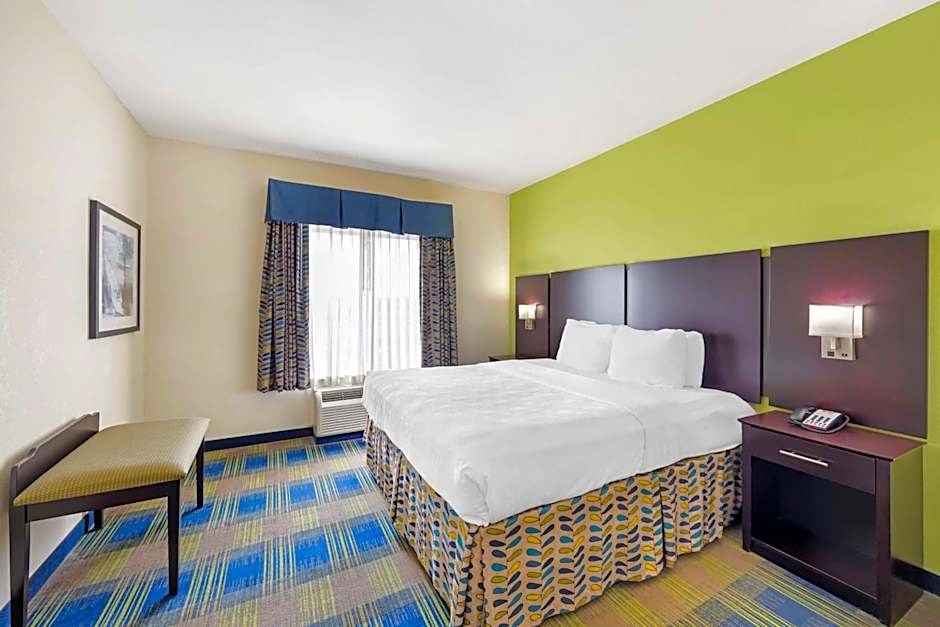 Best Western Plus Pratt