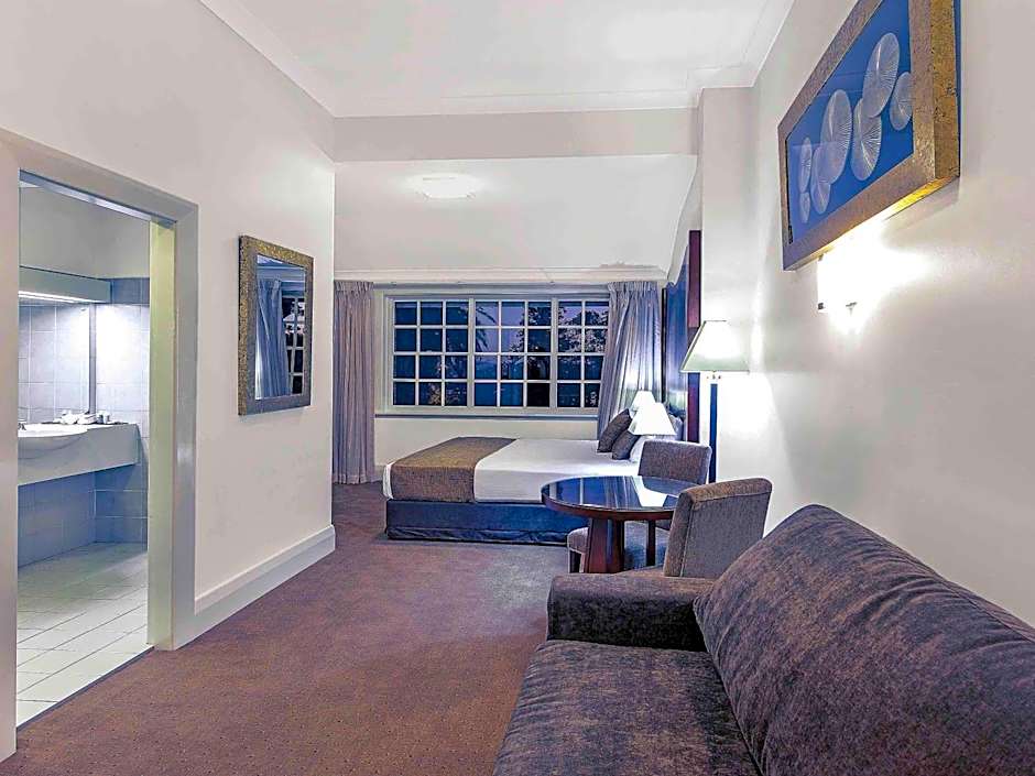 Mercure Maitland Monte Pio