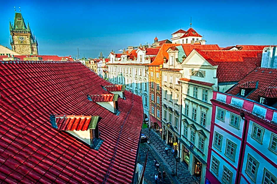 Karlova 25 Apartments