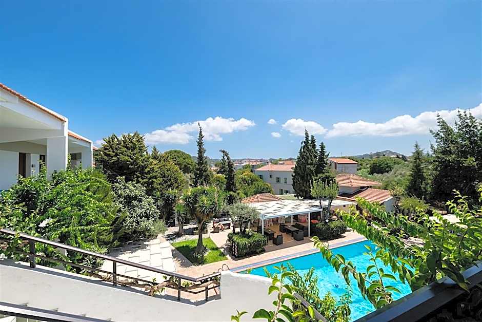 Terinikos Sunny Garden Hotel & Junior Suites